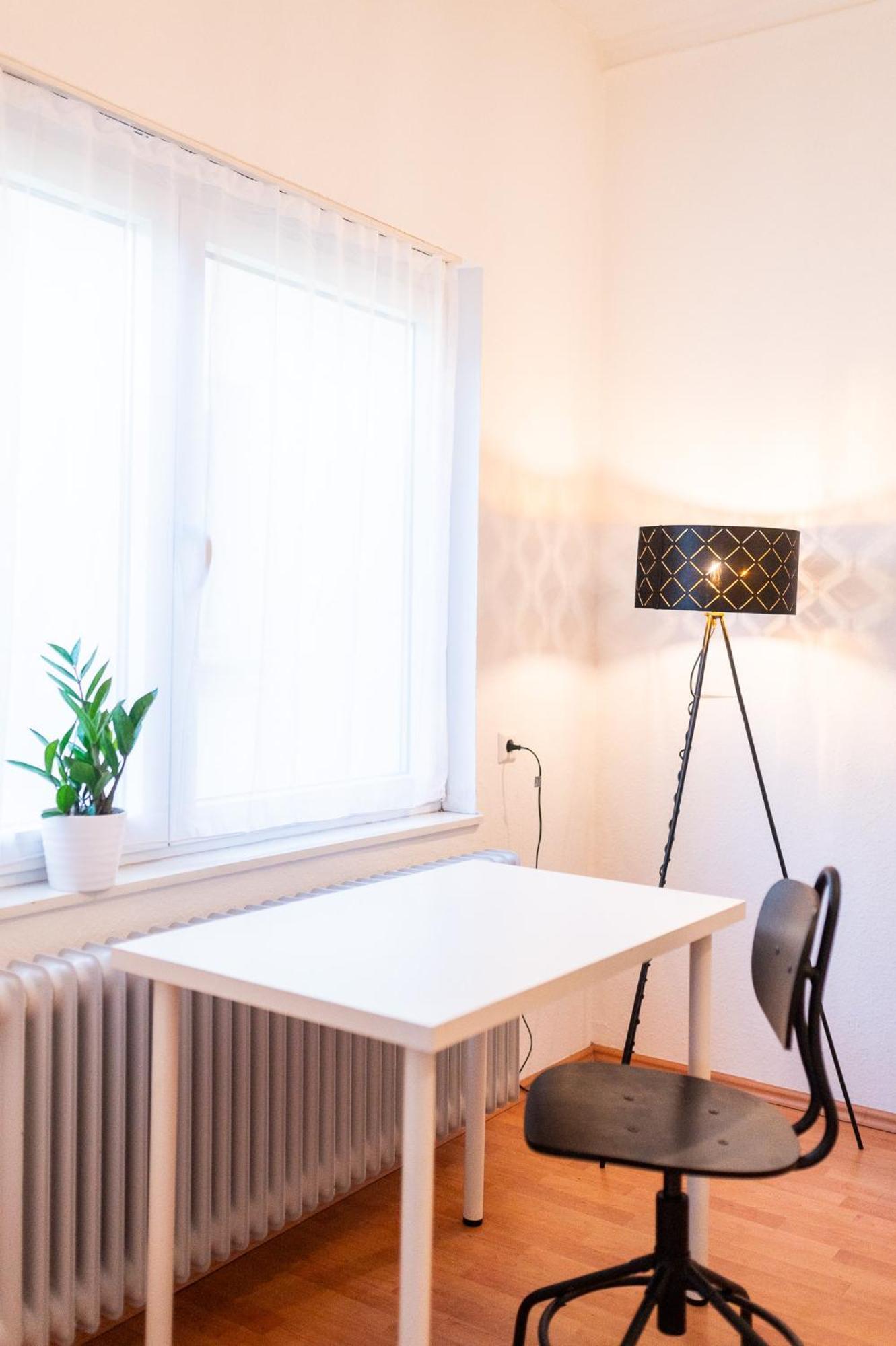Apartment Stilvoll Und Gemuetlich - Wohnen Mit Flair *